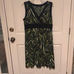 Apt 9 Green leaf print dress